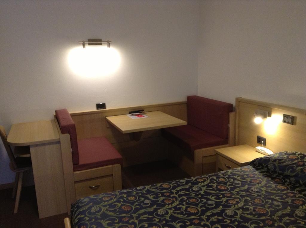 Hotel Ai Pini Vigo di Fassa Dış mekan fotoğraf