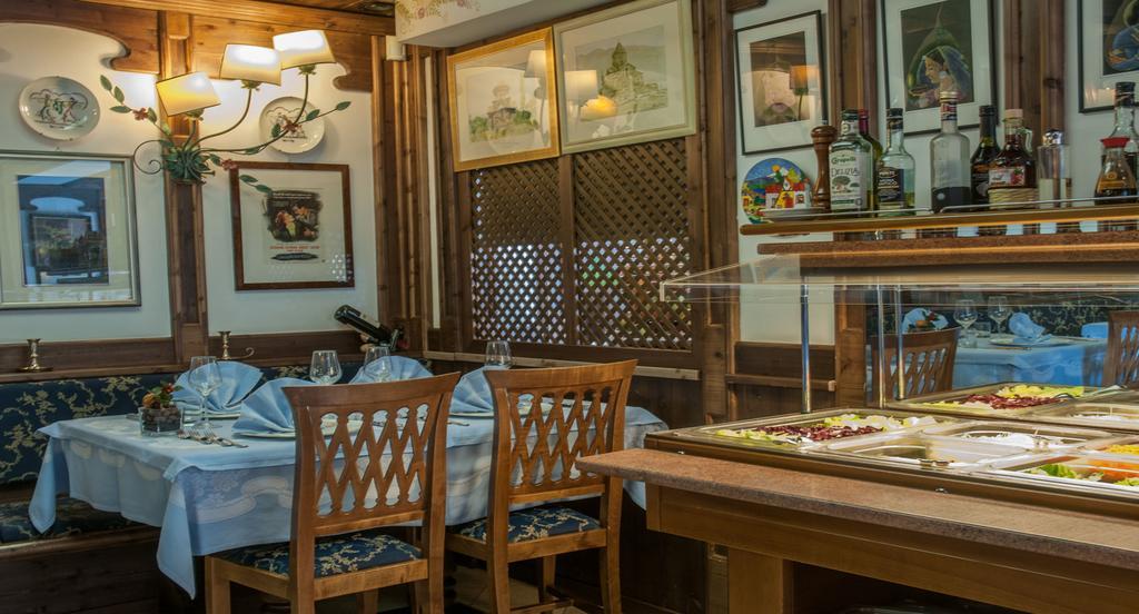 Hotel Ai Pini Vigo di Fassa Dış mekan fotoğraf